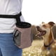 thumbnail image 3 of Bolsa de golosinas para perros, bolsa de golosinas para perros pequeños a grandes, lleva fácilmente juguetes para mascotas, croquetas, golosinas, dispensador de bolsas para excrementos integrado, 3 of 8