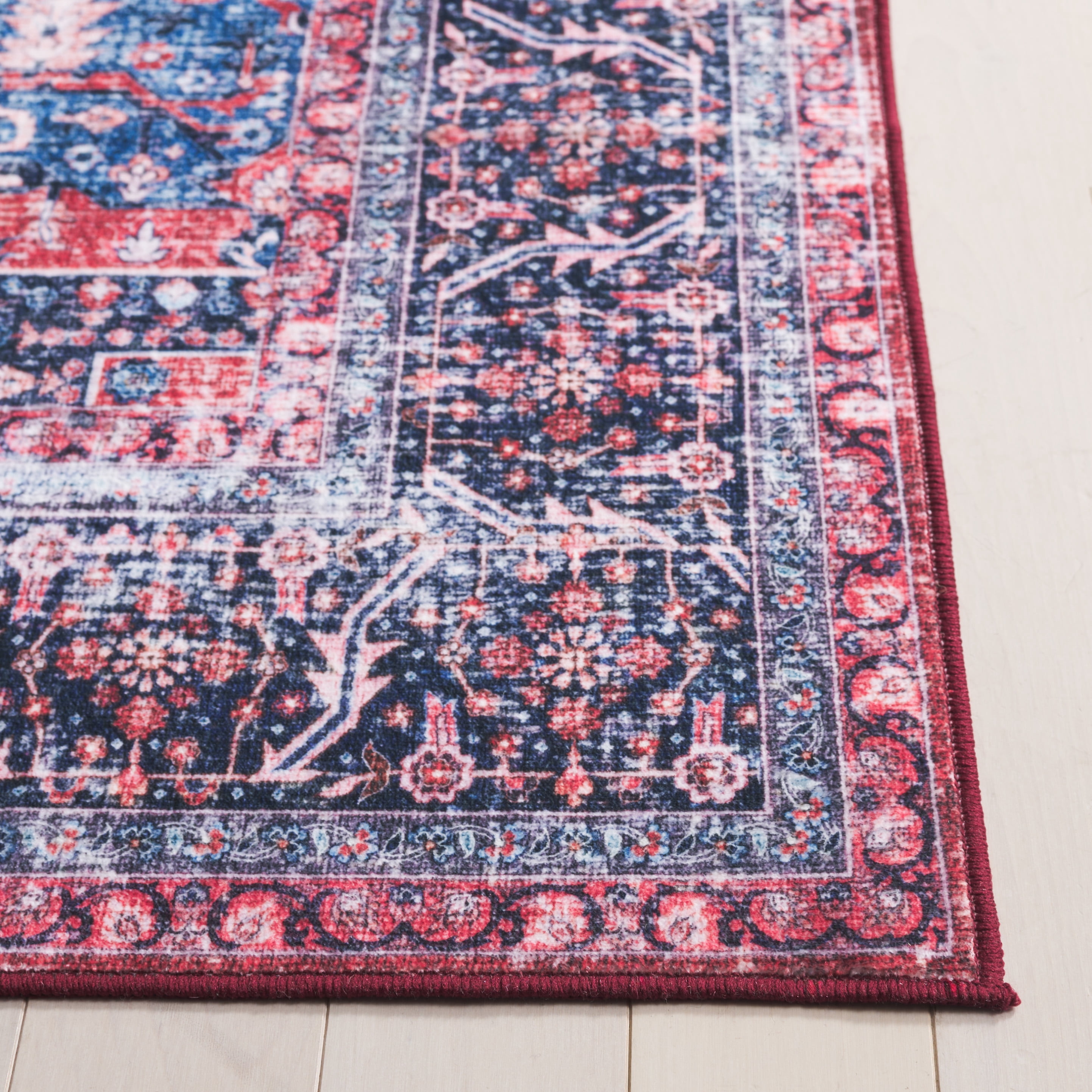 Safavieh Arizona Orlando Oriental Machine Washable Runner Rug, Red/Navy, 2'6" x 8'