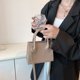 thumbnail image 4 of Bolso De Hombro Bolsos cruzados para mujer Patrón de cocodrilo informal Embrague femenino sólido (Caqui), 4 of 7
