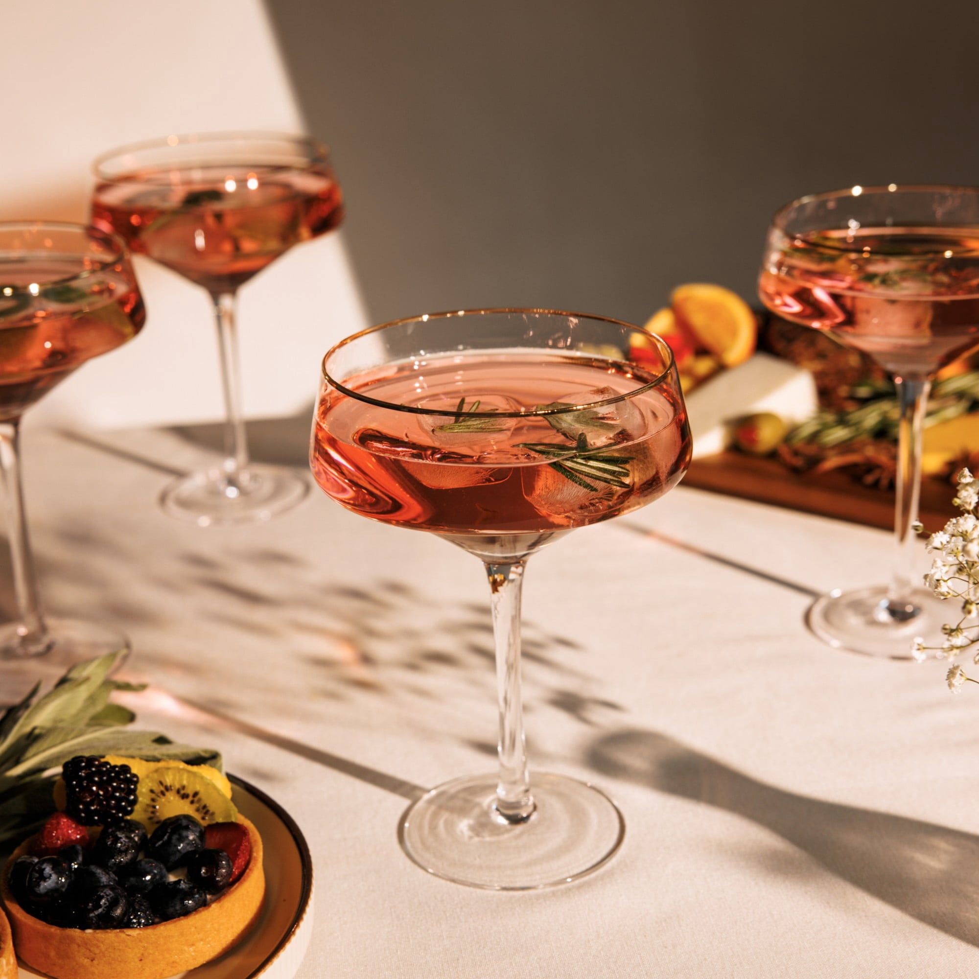 Thyme & Table 14 fl oz Clear Coupe Cocktail Glass with Gold Rim, Set of 4
