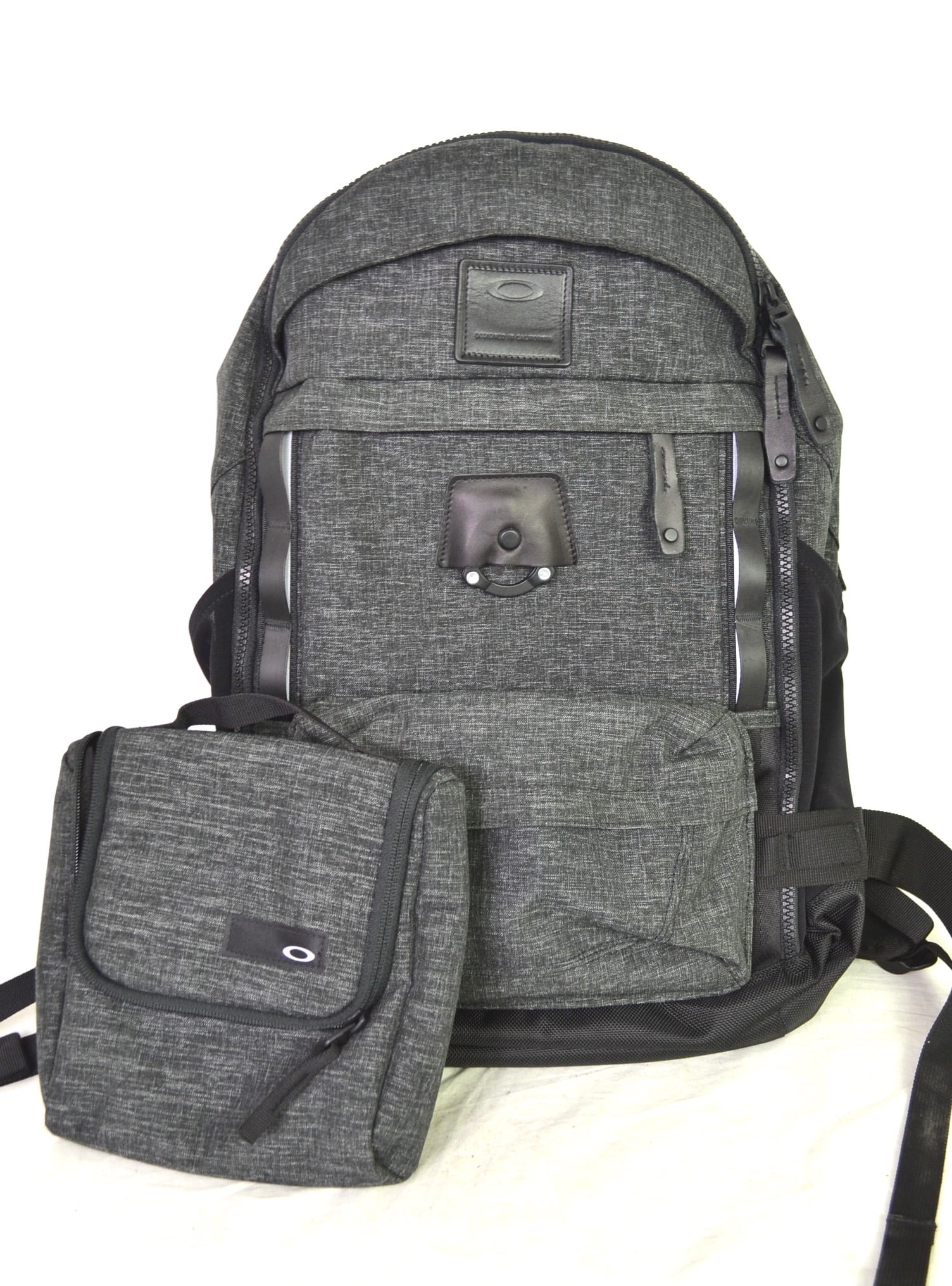 oakley backpacks clearance