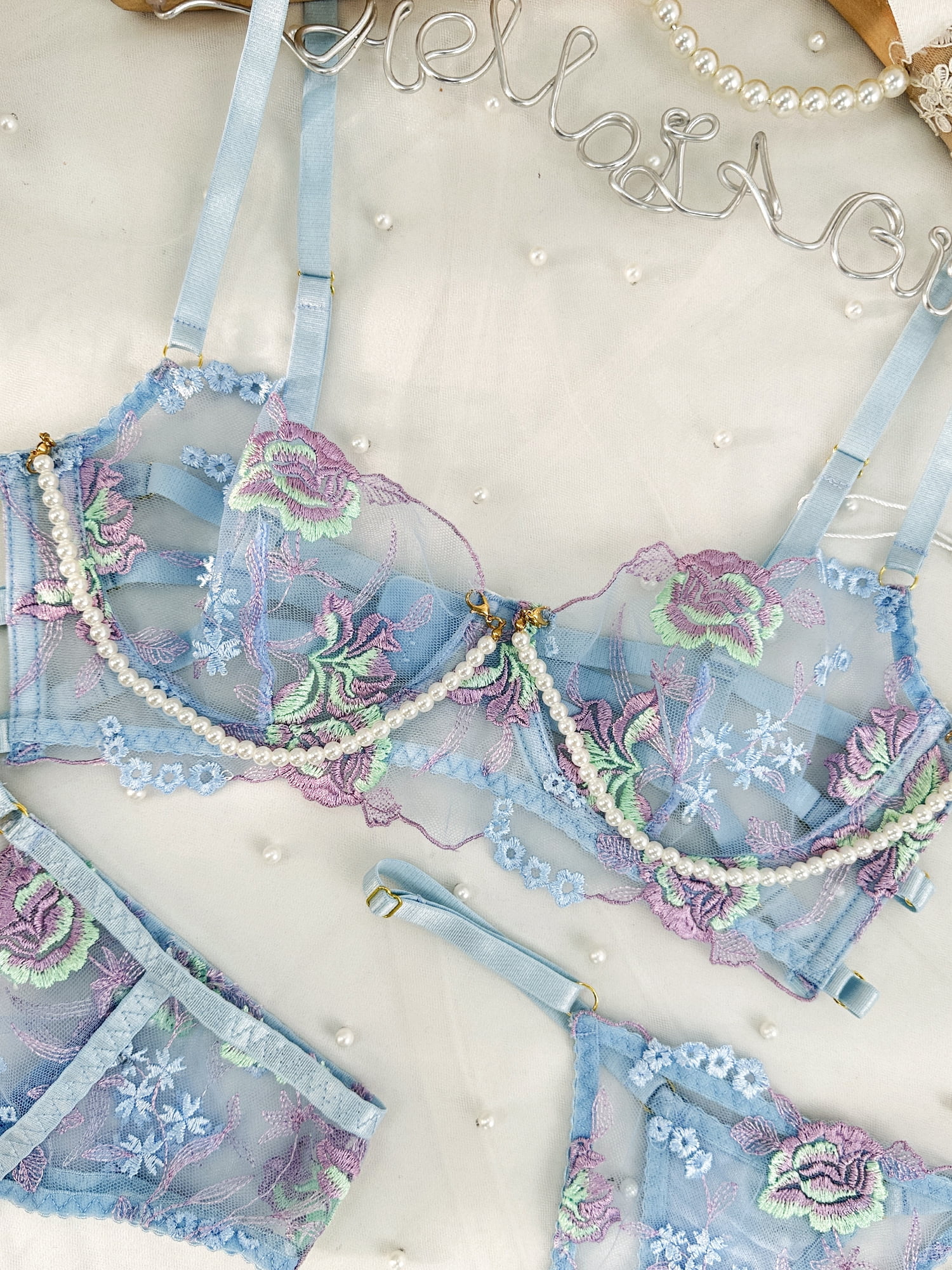 Blue Floral Embroidery Pearl Chain Lingerie Set (BLUE, M)