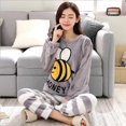 thumbnail image 1 of Pijama de franela gruesa de terciopelo para mujer, traje de dos piezas con patrón de dibujos animados de abeja, algodón cálido, invierno, 2020, 1 of 4
