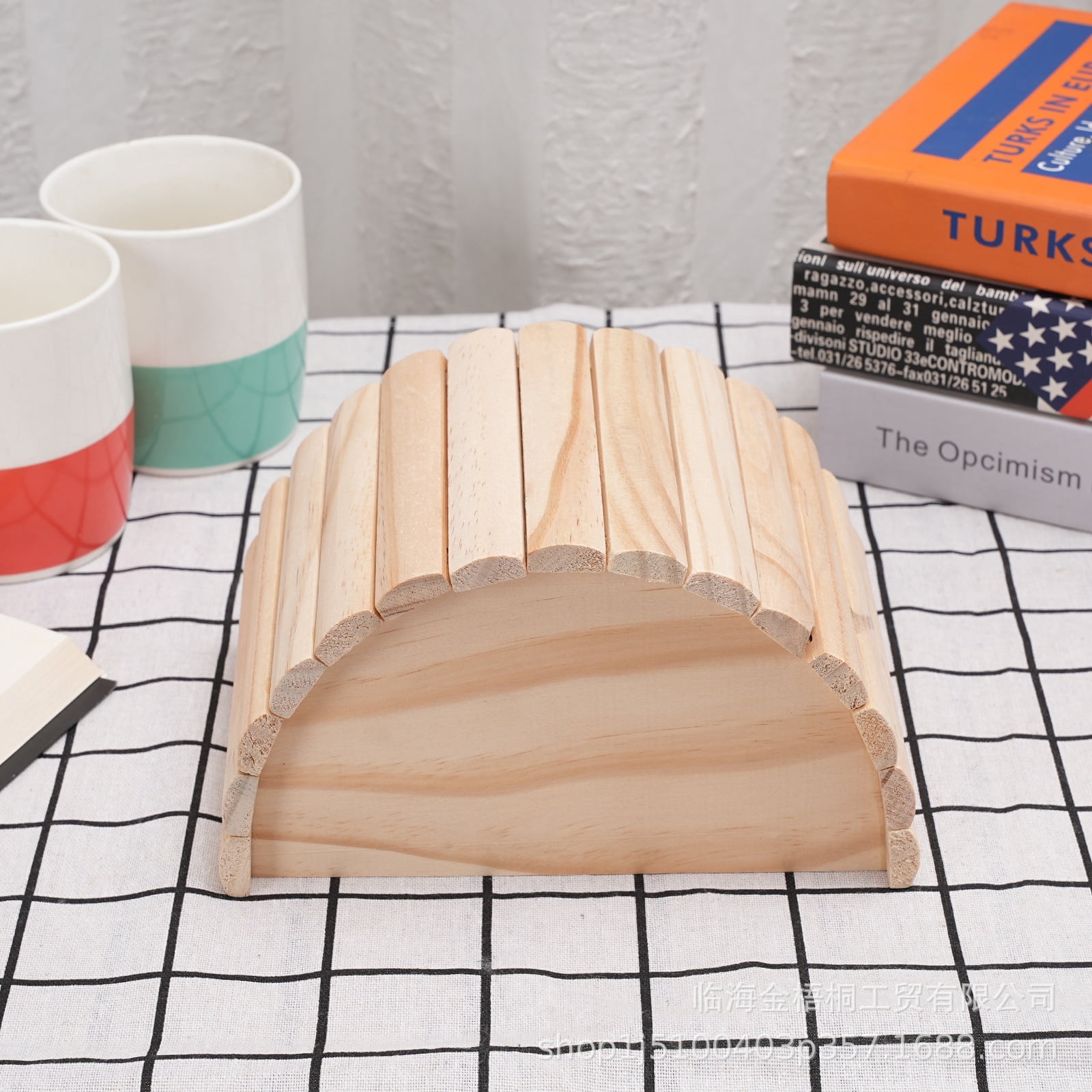 Wooden Hamster House, Arched Hideout Small Animal Hideout Hamsters Nesting Habitat for Gerbils Chinchillas Guinea Pigs Small Animals（18*12.8*10.5cm）