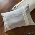 thumbnail image 3 of Funda de almohada lumbar decorativa HomeCentric, gris, 30 x 40 cm (12 x 16 pulgadas), con encaje de yute y perlas. Funda de almohada rectangular hecha a mano para sofá, cama, patio y exterior. Color, 3 of 8