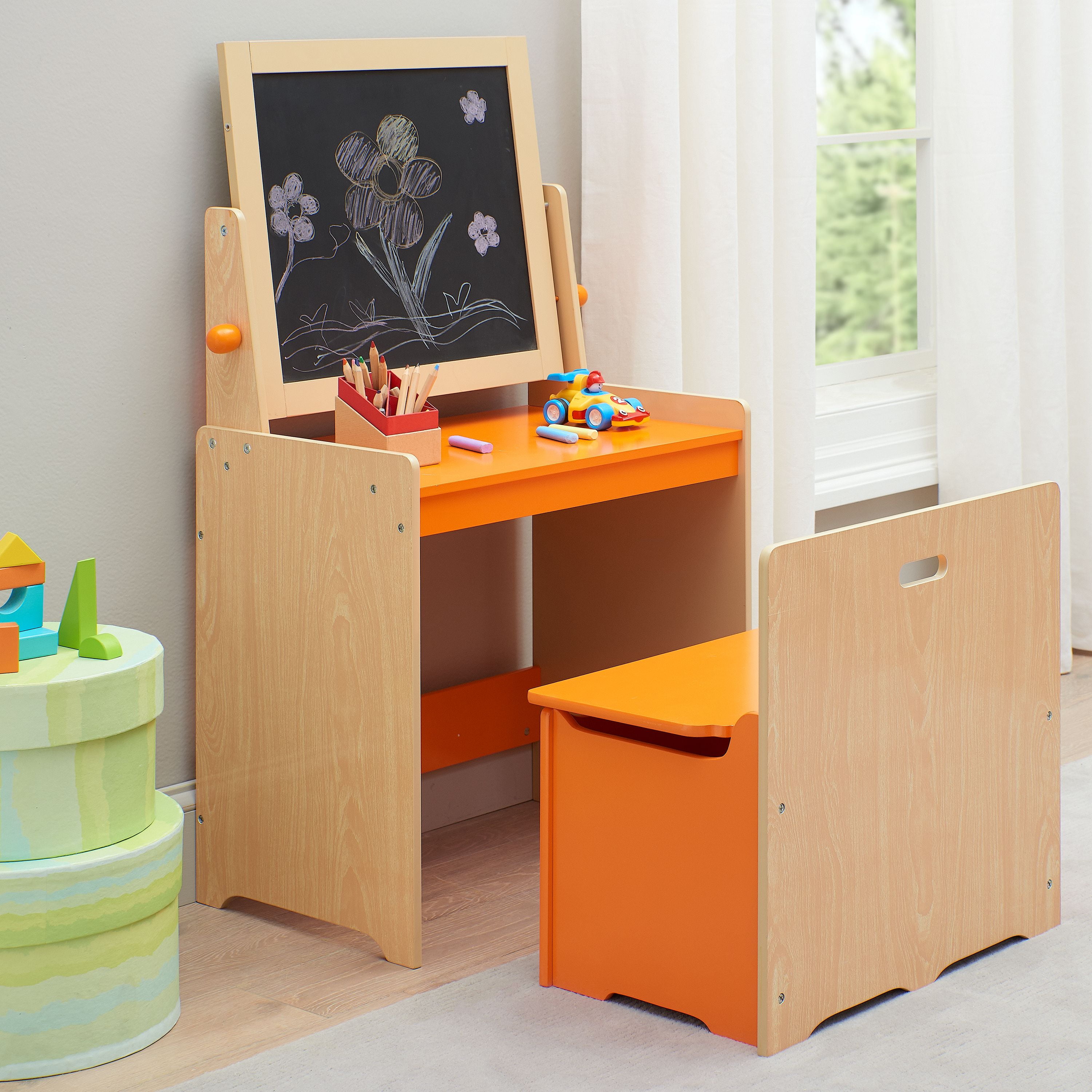 kids wooden art table