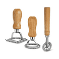 thumbnail image 1 of Ensemble de Coupe-Raviolis, Fabricant de Tampons à Raviolis avec Manche en Bois pour Raviolis, Pâtes, Lasagnes, Raviolis, Pierogi, 1 of 6