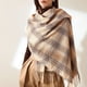thumbnail image 4 of Bufanda de invierno para mujer, chal de cachemira con borlas y cuadros grandes, bufandas de gran tamaño, bufandas cálidas y acogedoras para invierno y otoño, 4 of 6