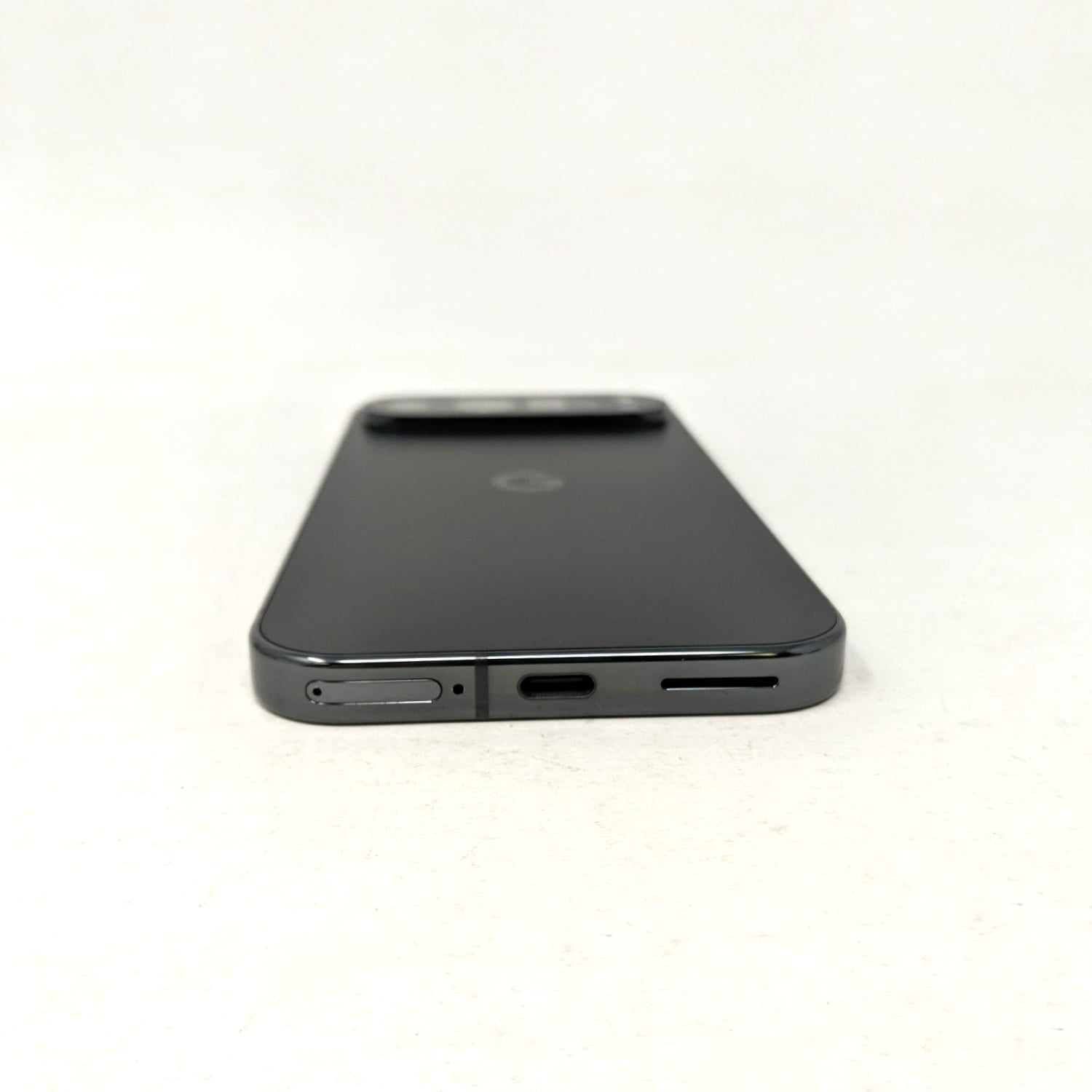 Google Pixel 9 Pro 5G 256GB GR83Y Verizon Unlocked 6.3" 16GB RAM 50MP Smartphone - Obsidian