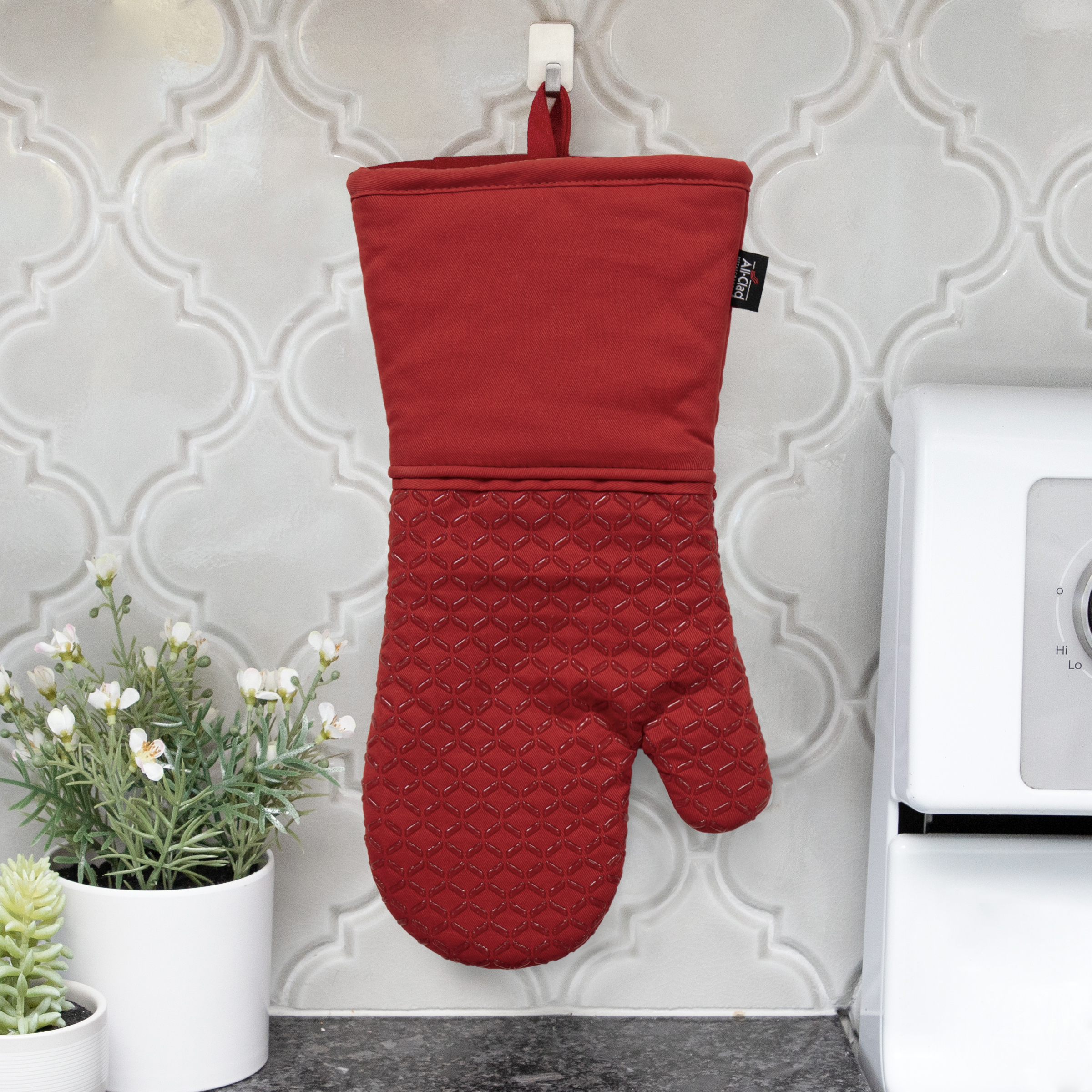 All-Clad Ogee Silicone Printed Oven Mitt, 2-Pack, Chili