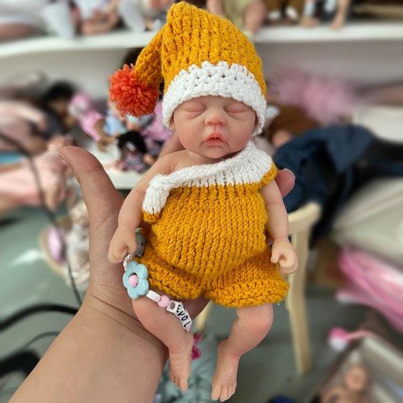 Poupée Bébé en Silicone Corps Entier Micro Prématuré de 7 Pouces Garçon "Theo" et Fille "Sarah" Poupée Reborn Réaliste Surprise Enfants Anti-Stress