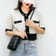 thumbnail image 4 of Mini bolso de hombro retro para mujer | Bolso bandolera de cuero lavado con múltiples compartimentos | Ajuste de teléfono celular de pantalla grande, bolsillos con cremallera, correa ajustable,, 4 of 6