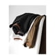 thumbnail image 4 of Camiseta de cuello redondo de color sólido de manga larga de alta gama para hombre de otoño e invierno, 4 of 5