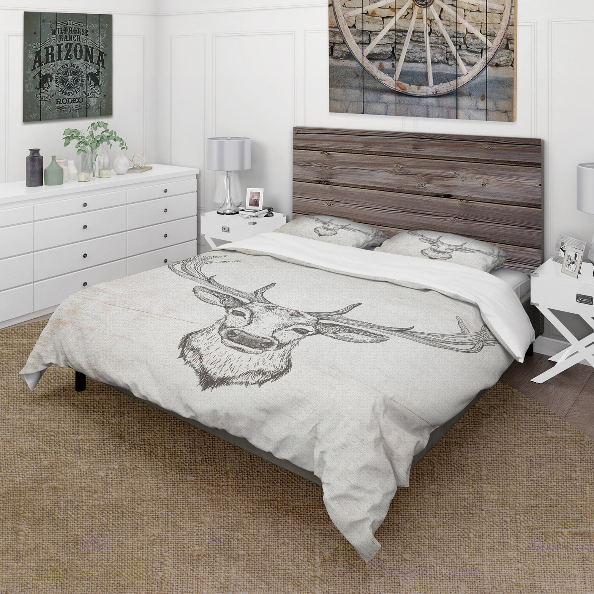 Designart 'Deer Wild and Beautiful IV' Farmhouse Duvet Cover Set