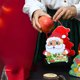 thumbnail image 1 of Bolsas de dulces navideñas para niños, kit de materiales para bolsas de regalo con forma de manzana, para actividades entre padres e hijos, bolsa de mano navideña de aproximadamente 8,27 pulgadas, 1 of 7