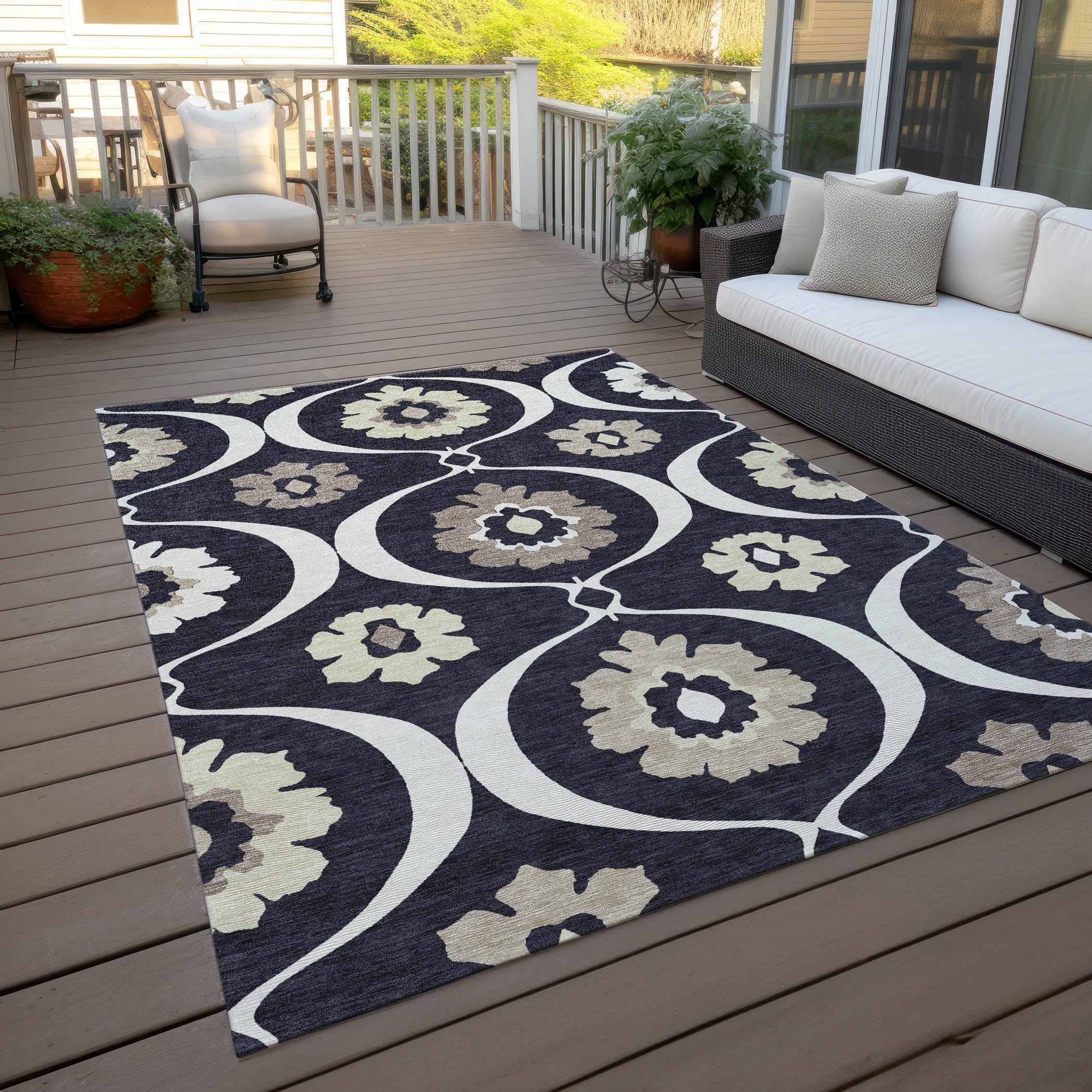 Addison Rugs Chantille Indoor/Outdoor Transitional Medallions Black Washable Rectangle Rug, 5' x 7'6"