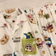 thumbnail image 3 of Pijamas gruesos de franela para mujer en otoño e invierno, nuevo estilo, ropa cálida para el hogar para estudiantes de terciopelo coral bordado con bolsillo Crayon Shin-chan, 3 of 5