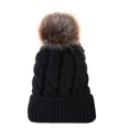 thumbnail image 1 of Bonnet Tricoté à Pompons Chaud d'Hiver Assorti pour Maman, Enfant, Fille, Famille, 1 of 1