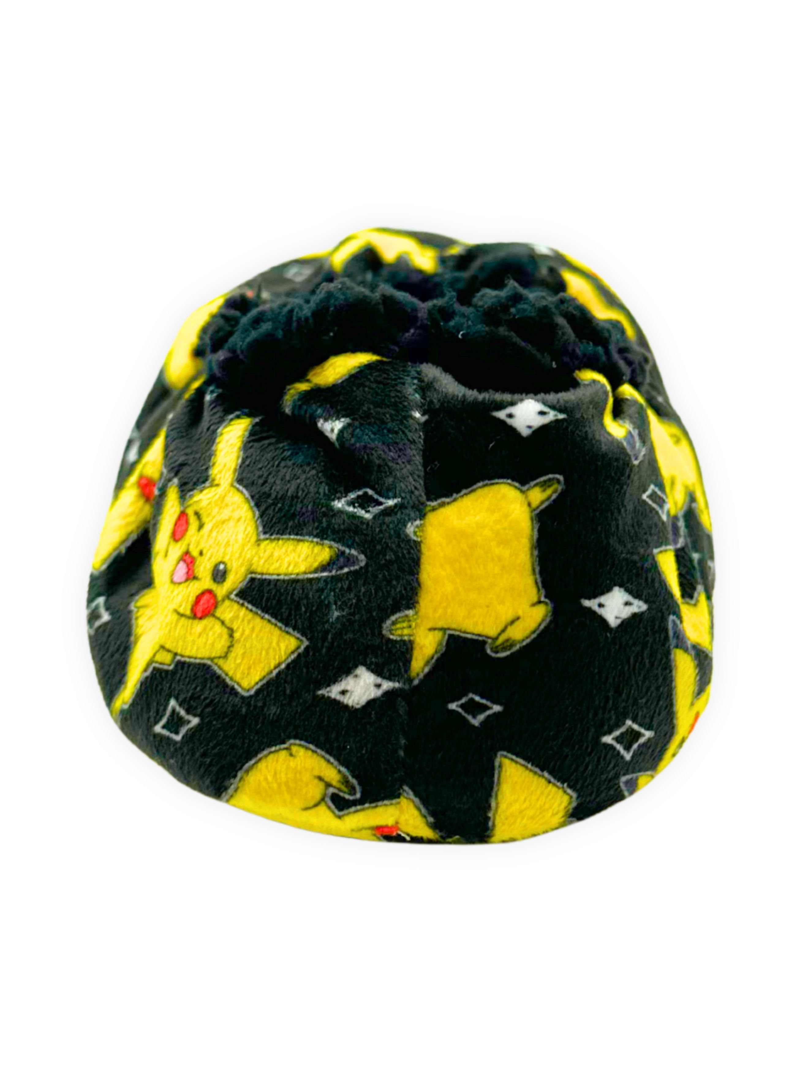 Pokemon Men's Fuzzy Babba Slipper Socks, 1-Pack, Sizes M/L & L/XL