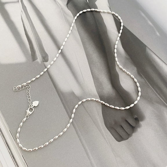 S925 sterling silver rice grain olive bead necklace for women, simple and superimposed on high-end niche round bead collarbone chain
