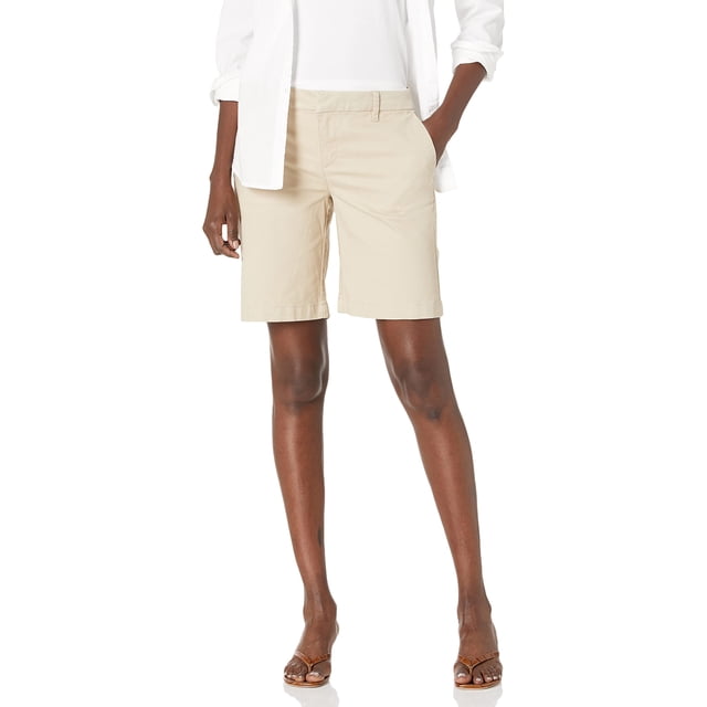 Tommy Hilfiger Women's Hollywood 9" Chino Short-Solid