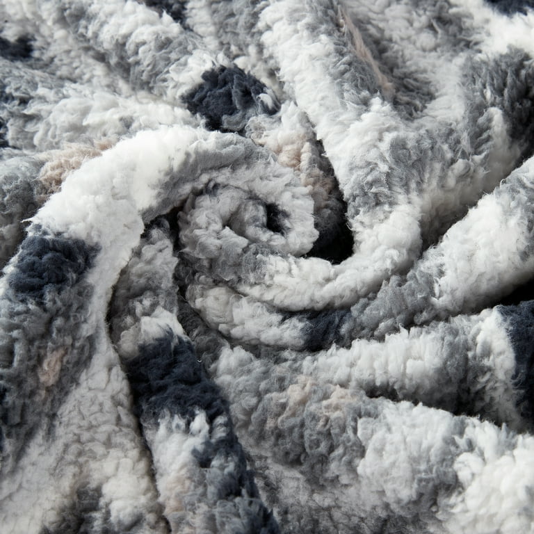 Mainstay lightweight grey sherpa throw 50 in x 60 in hotsell