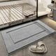 thumbnail image 2 of Yuarrent Alfombrilla duradera - Alfombrilla impermeable cómoda y elegante para baño Alfombra de baño gris oscuro 40 * 60 cm Type2 NO2, 2 of 6
