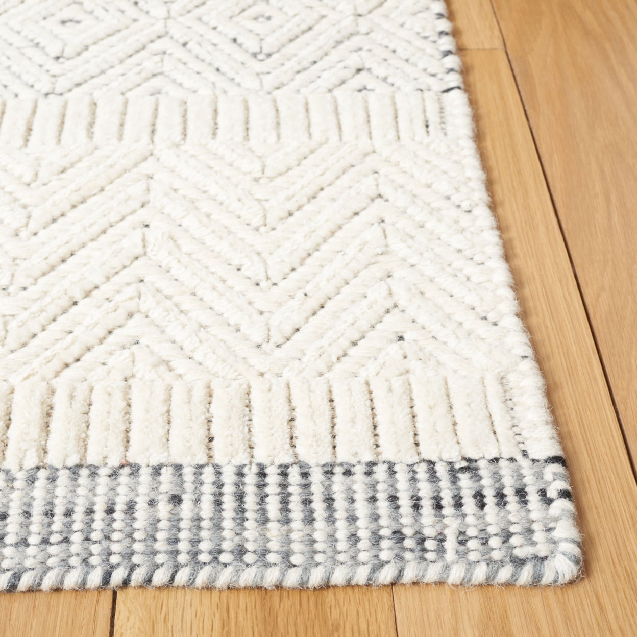 SAFAVIEH Martha Stewart Geometric Area Rug, Ivory, 4' x 6'