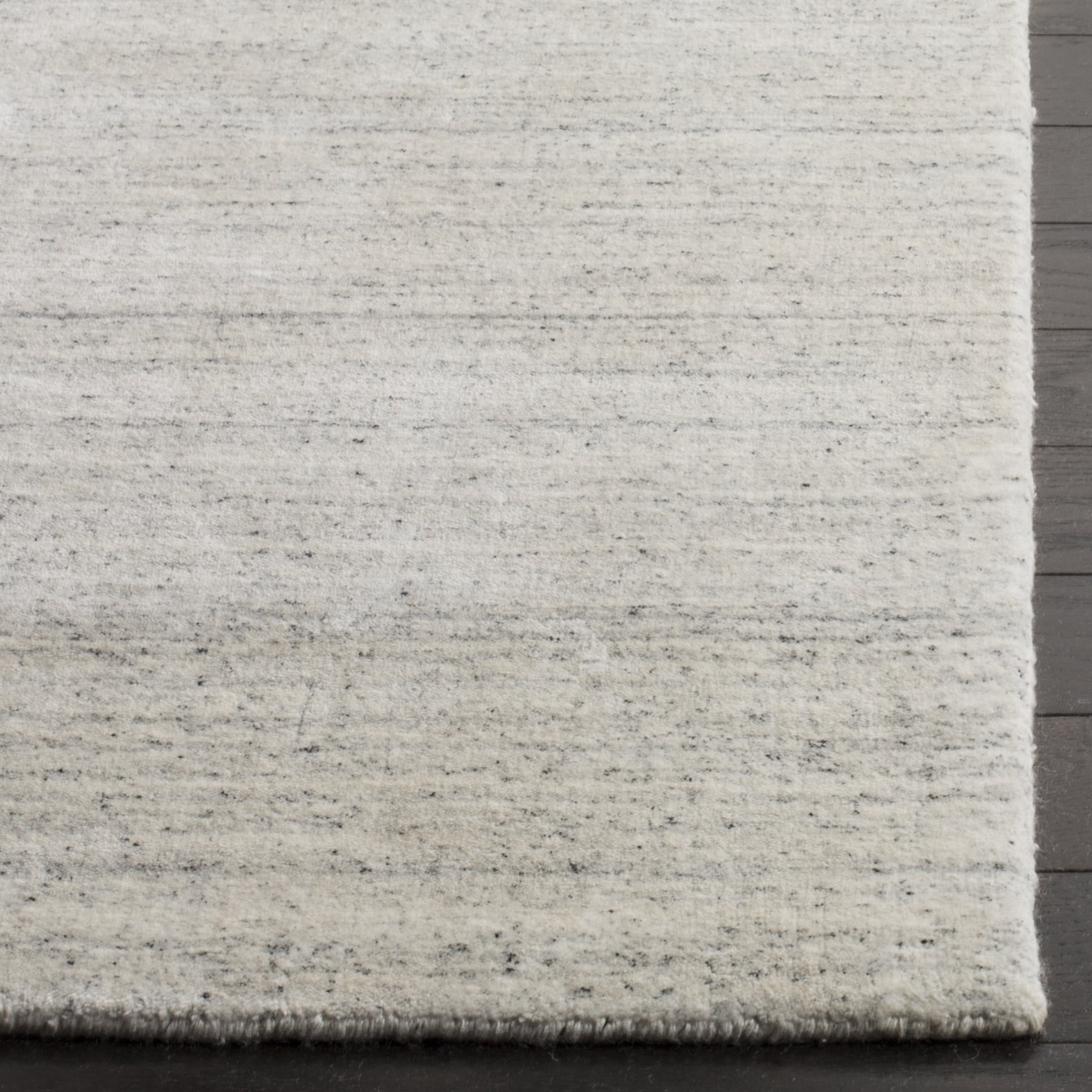 SAFAVIEH Mirage Branislav Solid Area Rug, Silver, 10' x 14'