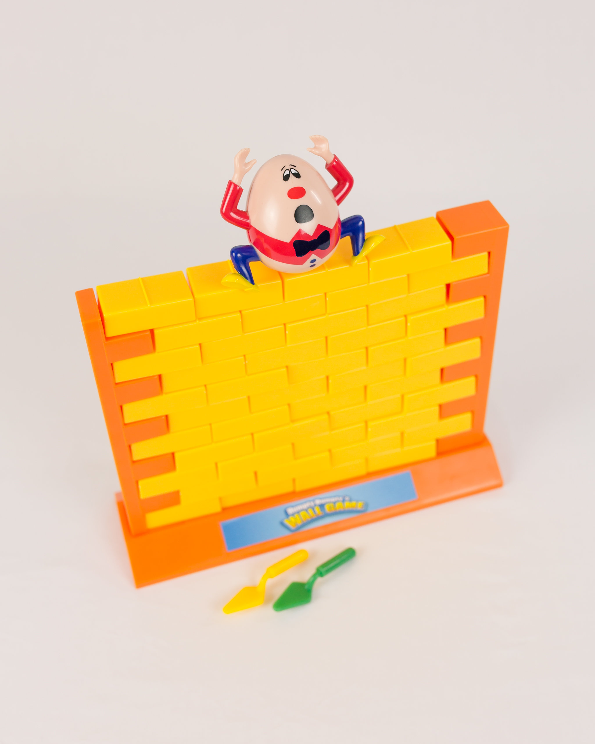 humpty dumpty wall game