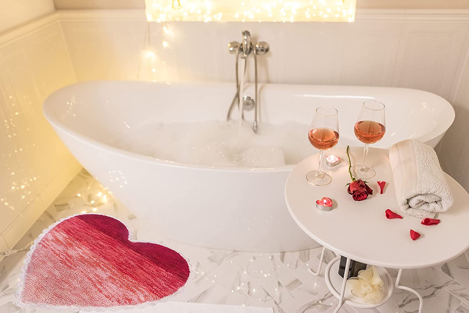 Gilbin Valentine's Day Heart Shaped Water Absorbent Bathroom Vanity Bath Rug 23"x23" 100% Cotton Bath Spa Mat Accent Carpet Rug