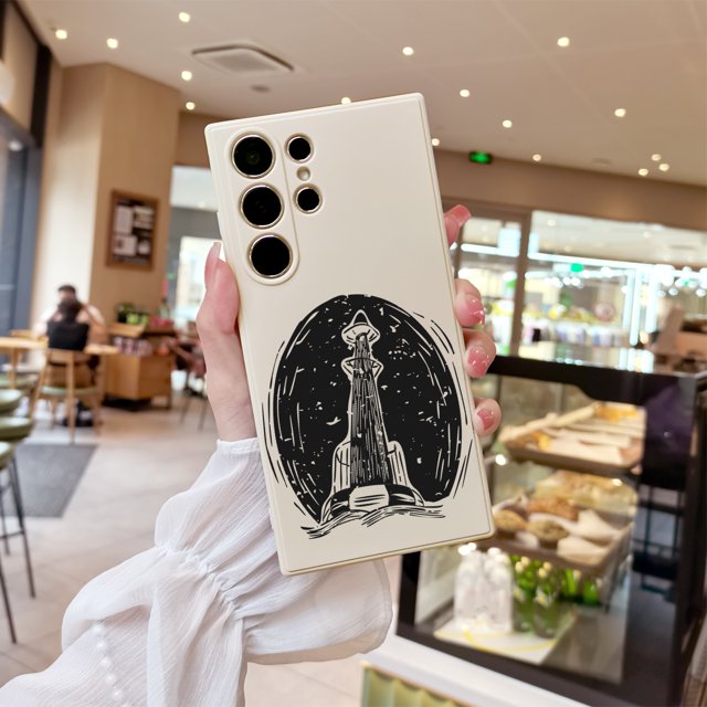 "Mantenga su iPhone seguro y a la moda con una funda de goma TPU flexible a prueba de golpes que presenta un diseño único con estampado de dibujos animados"