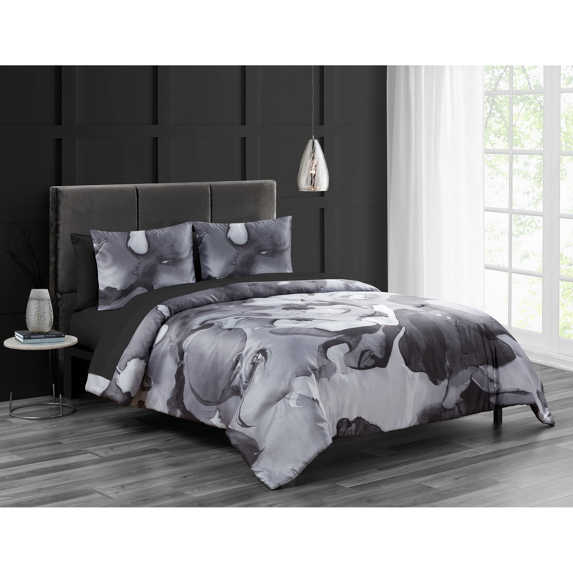 Beco Home Midnight Marble 7 Piece Black Marble Bed in a Bag 7 Piece - King