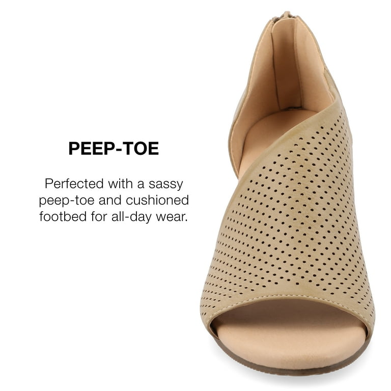 Journee Collection Womens Aretha Tru Comfort Foam Back Heel Zip