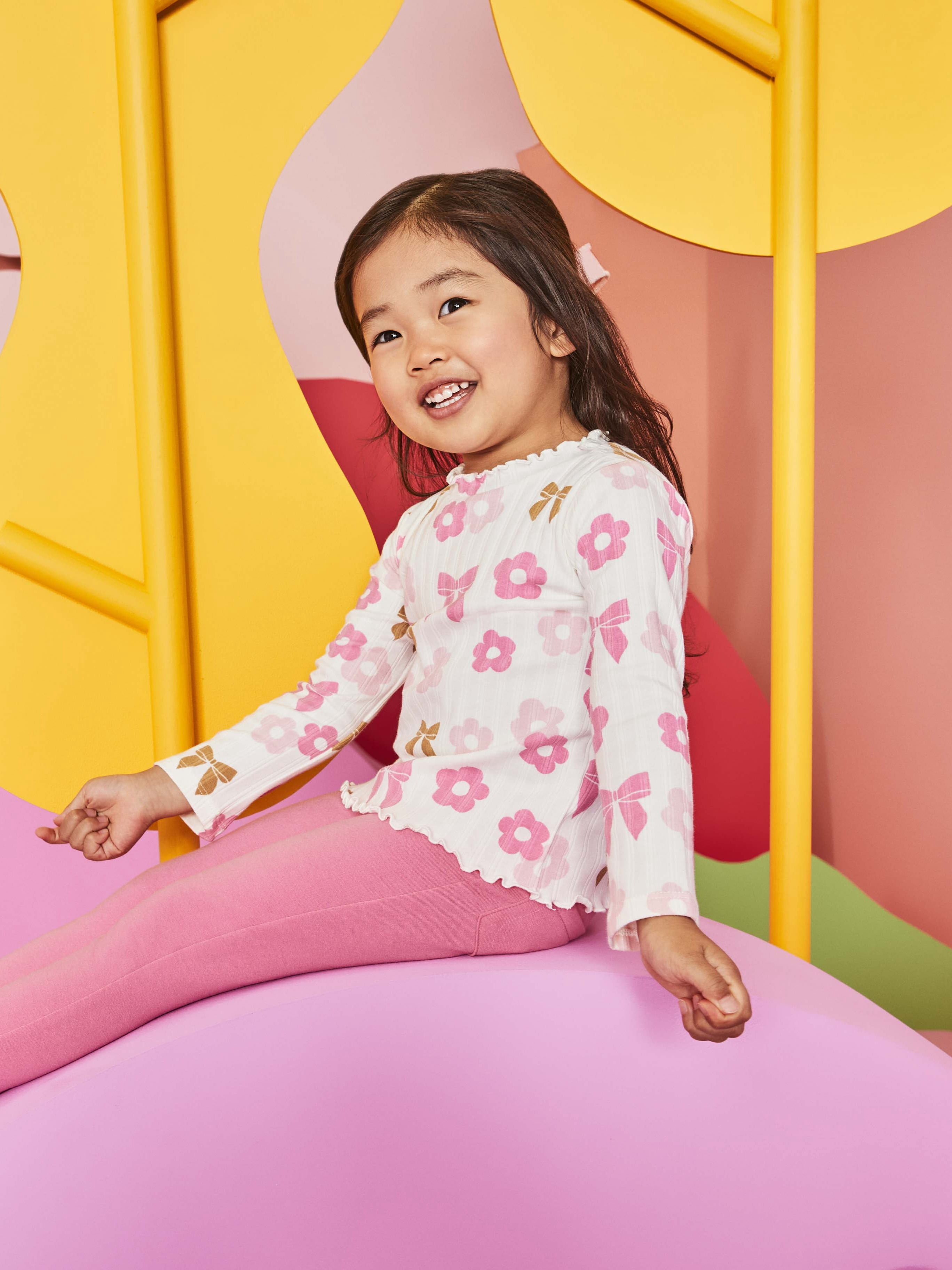 Garanimals Toddler Girl Long Sleeve Lettuce Neck Printed T-Shirt, Sizes 18M-5T
