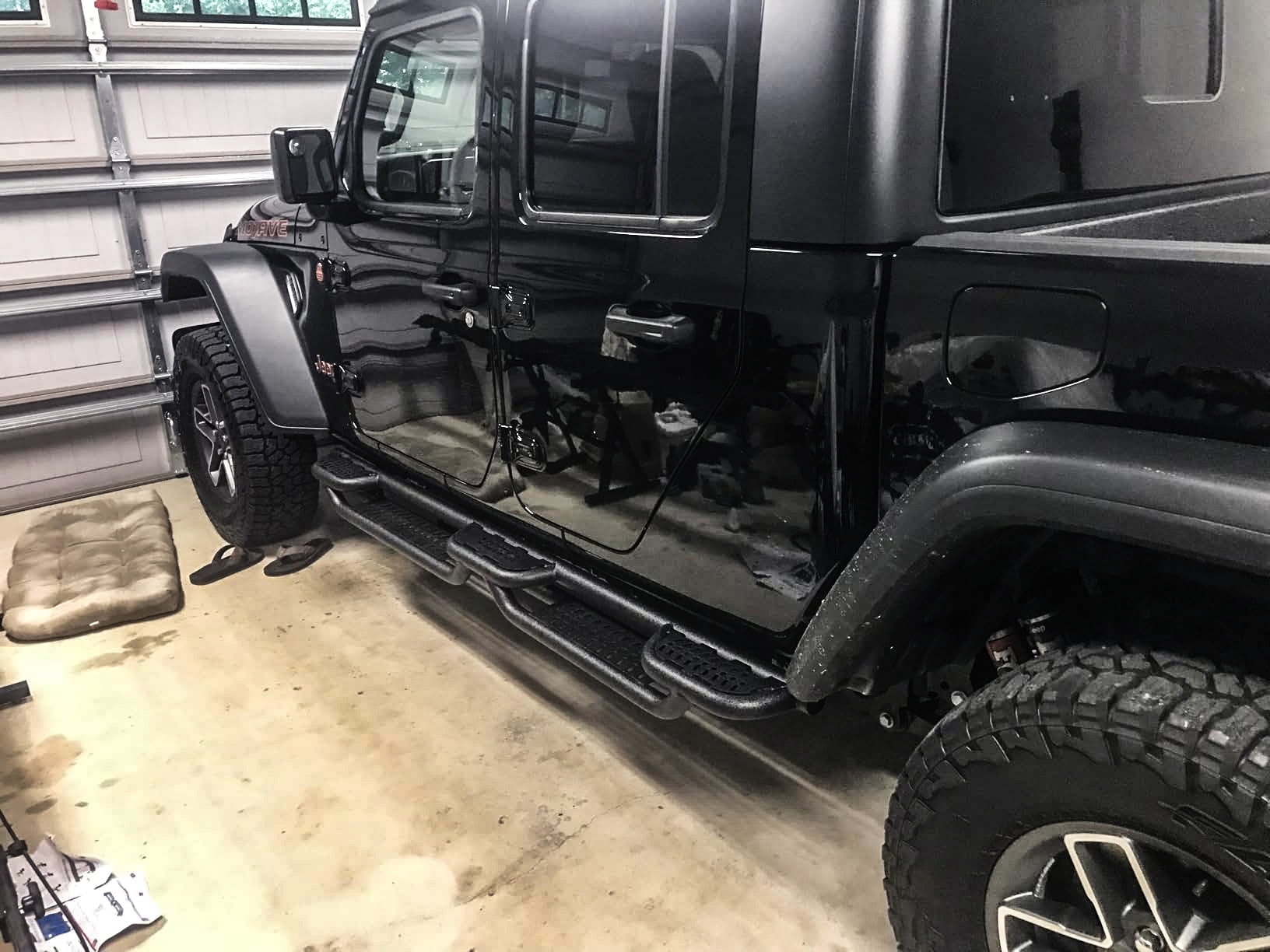Vijay Running Boards Compatible with 2020-2021-2022-2023-2024-2024-2025-2026 Jeep Gladiator JT Crew Cab 4-Door Bolt-on A Pair Side Steps Rails Steel Nerf Bars