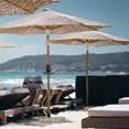thumbnail image 4 of Gancho para colgar sombrilla de playa, gancho antideslizante para colgar sombrilla de patio trasero con 4 ganchos para toallas, cámara, gafas de sol, sombreros, 4 of 5