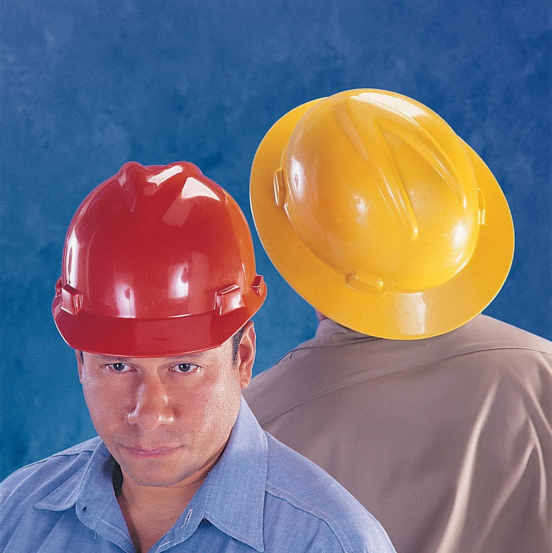 MSA 463942 V-Gard Cap Style Safety Hard Hat With Staz-on Pinlock Suspension  Polyethylene Shell, Superior Impact Protection, Self Adjusting Crown Straps - Standard Size in White