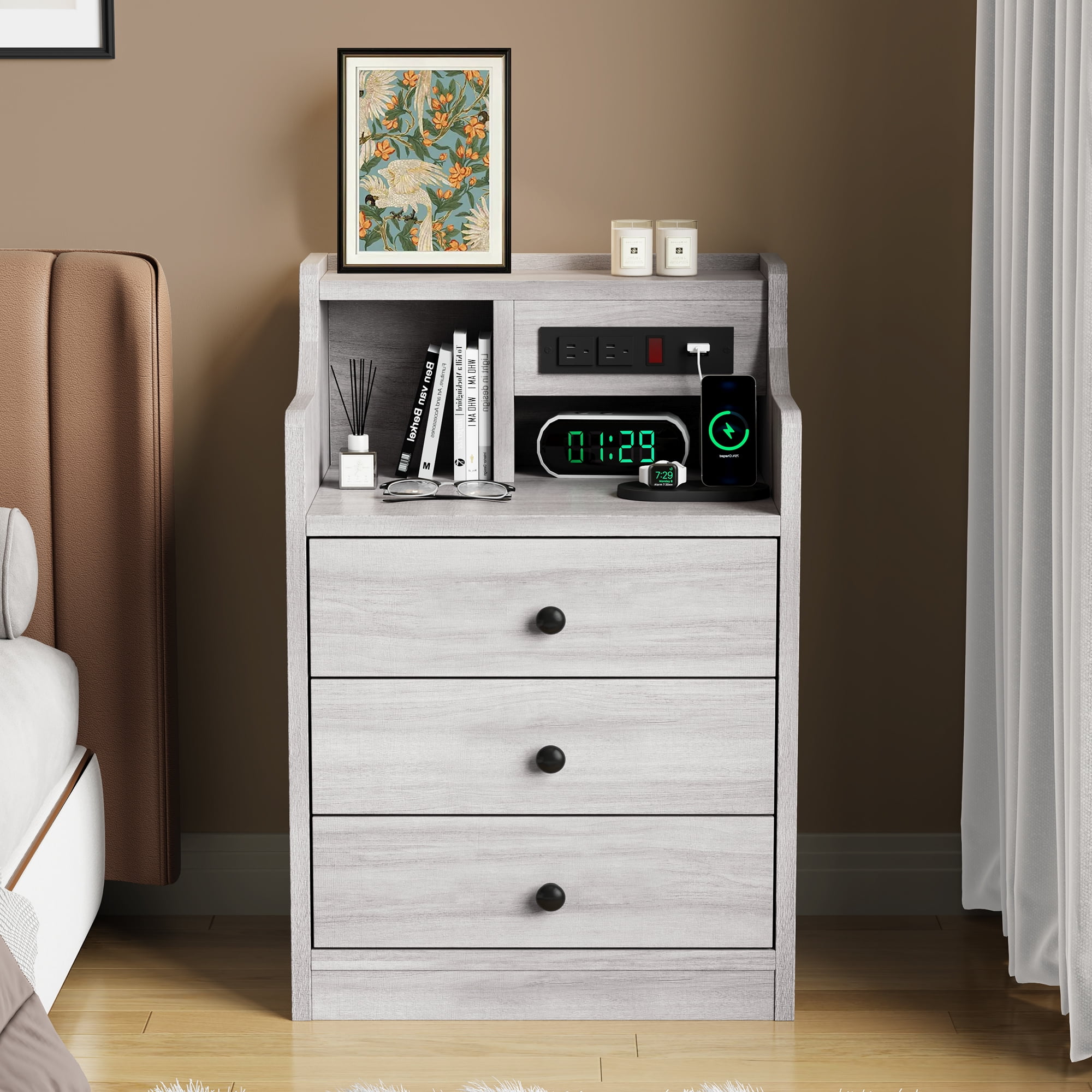 Afuhokles Nightstand with Charging Station, Gray