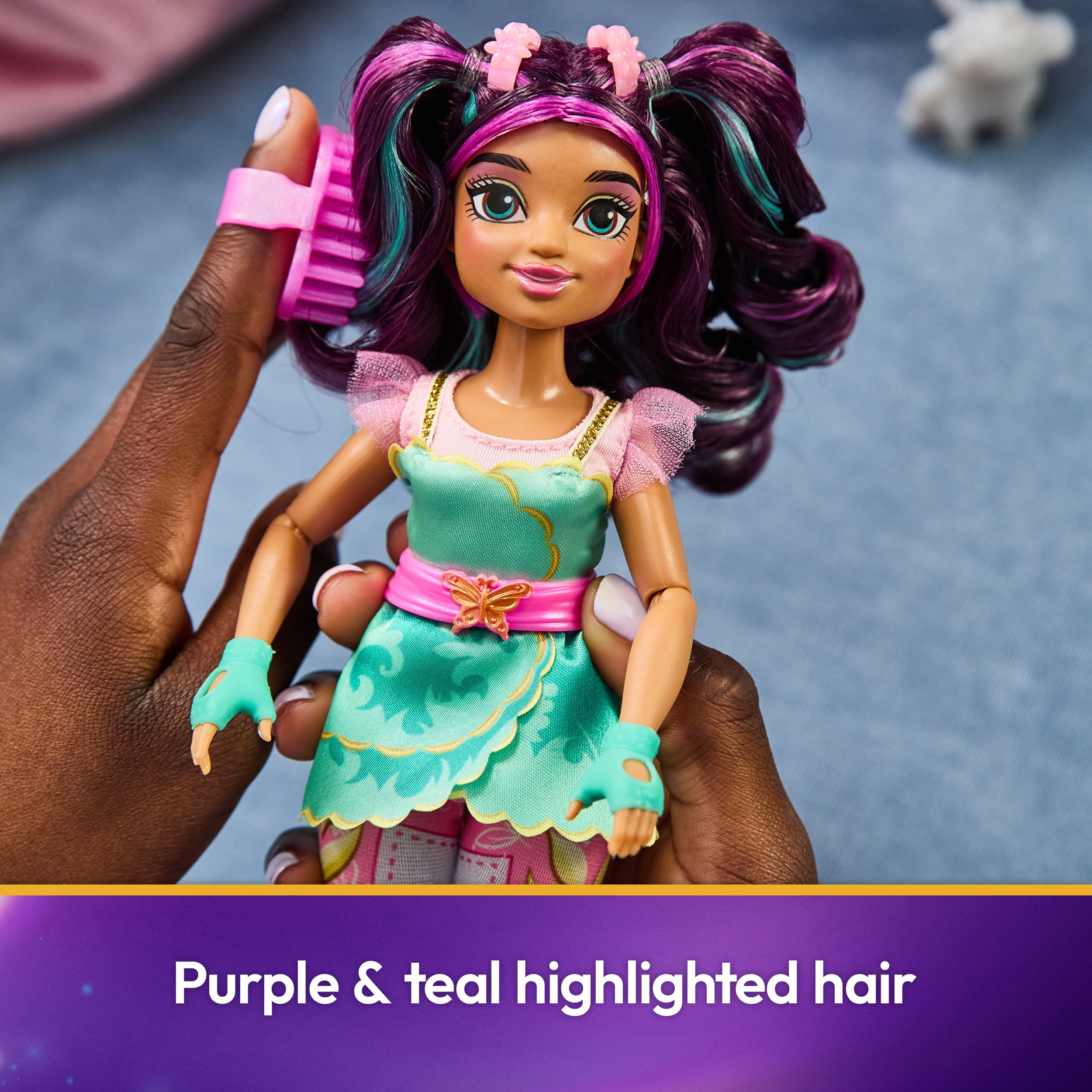 Unicorn Academy, Poupée Ava Power of Friendship avec peluche et 7 accessoires, 24 cm, poupées et licornes pour filles à partir de 4 ans