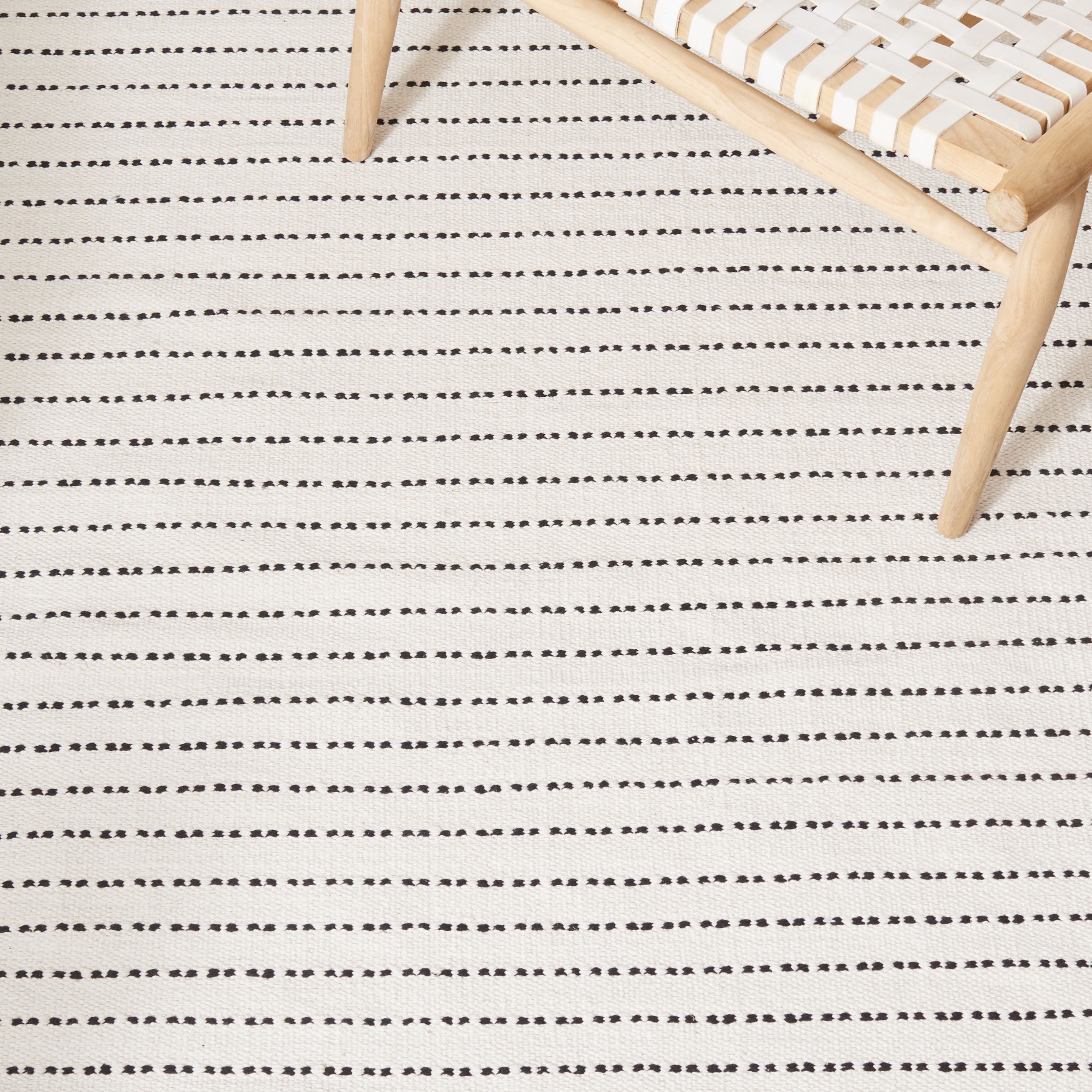SAFAVIEH Kilim Ksenija Striped Cotton Area Rug, Ivory, 9' x 12'