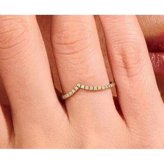 vylahjewellery Minimal 14K Yellow Gold Curved Ring 1 CT Round Cut Moissanite Diamond Proposal Ring