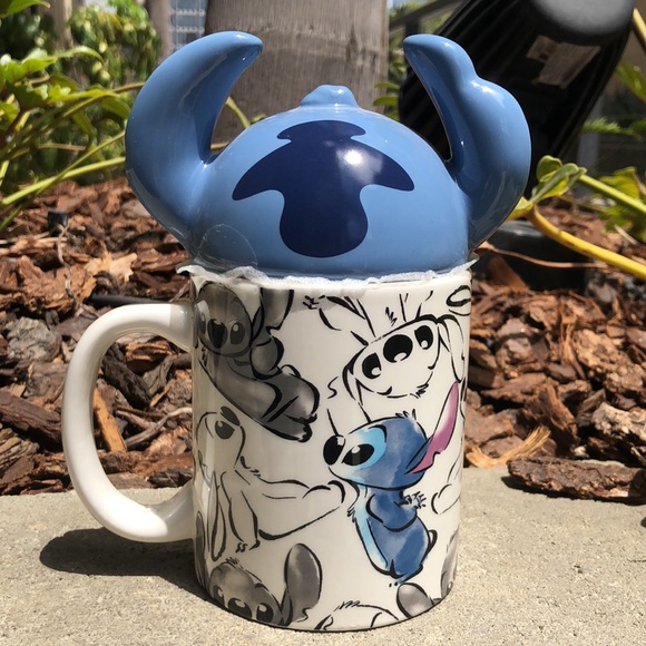 Holdings Disney - Lilo and Stitch - Ceramic Coffee Mug with Lid - 16 ...