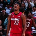 thumbnail image 2 of 2022-23 Temporada Jersey Miami Heat Hombres Camiseta De Baloncesto No . 22 Prensado Caliente Jimmy Butler Chaleco Deportivo, 2 of 4