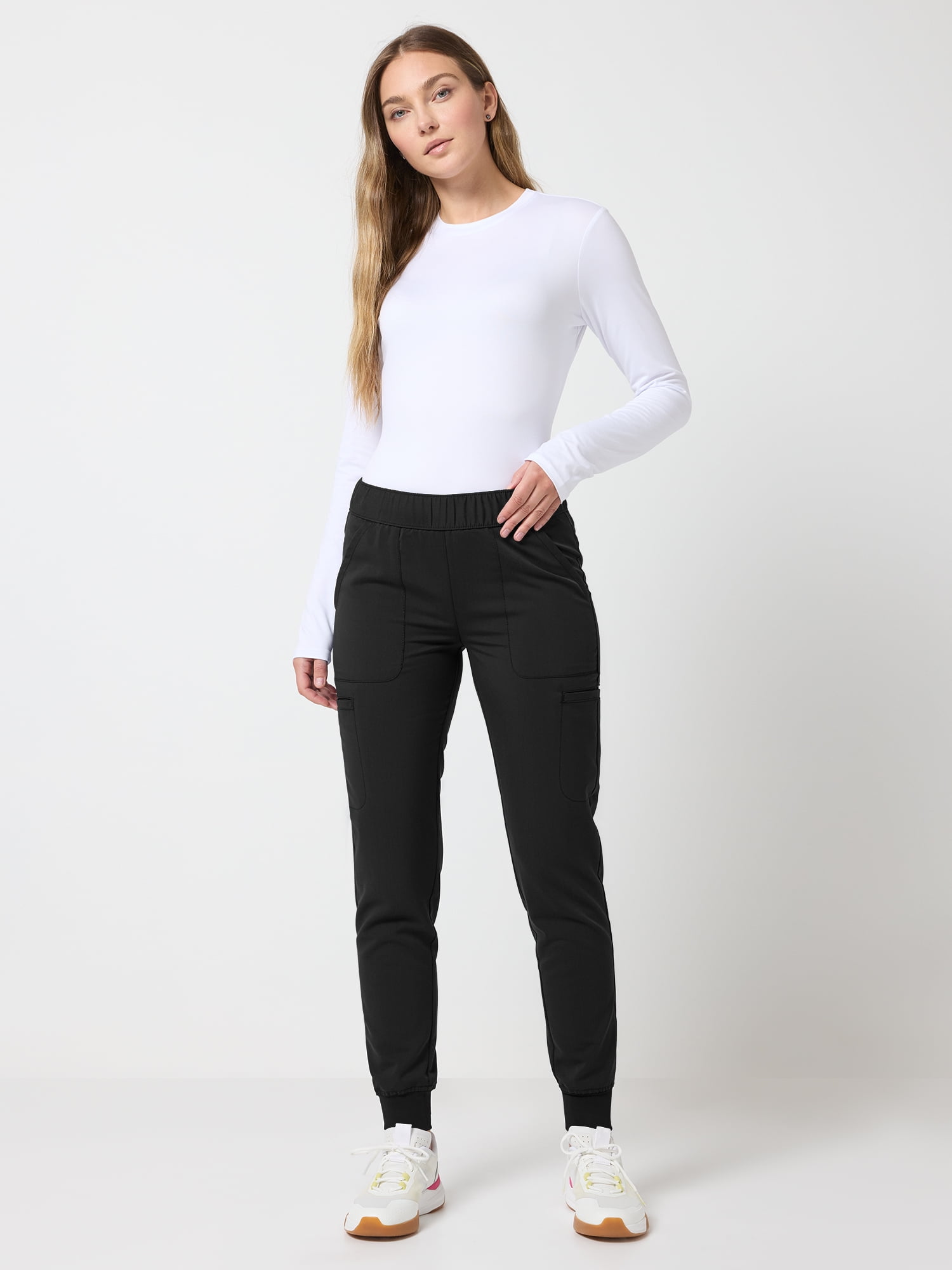 Scrubstar Ultimate Women’s Petite Antimicrobial Cargo Jogger Scrub Pant, Sizes XS–XL