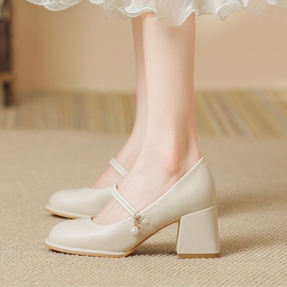 Cameland Small Fragrant Style Round-toe Pearl French Retro Mary Shoes For Women Flat Shallow Mouth Gentle Patent Leather Spring