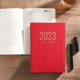 thumbnail image 1 of Diario A5 Macarena cuaderno para 2023 Objetivos Hábitos Seguimiento de Negocios rojo, 1 of 8