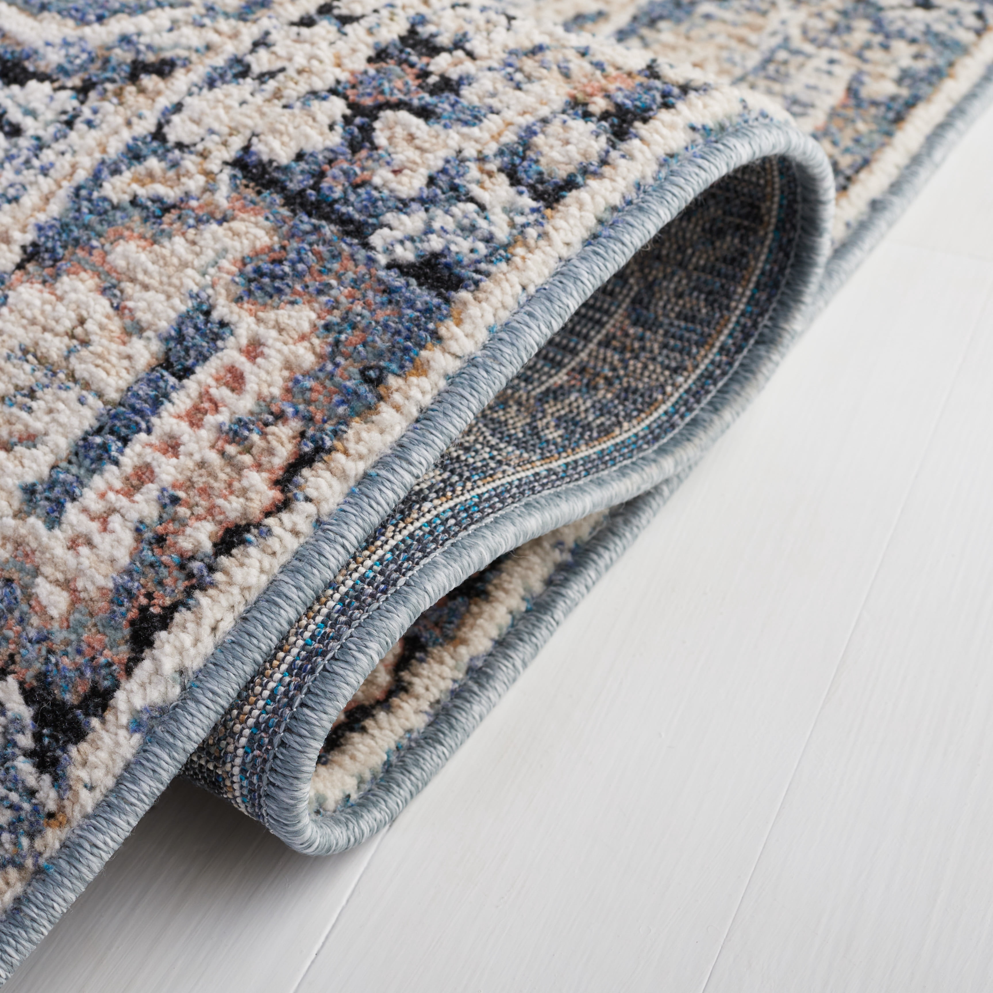 SAFAVIEH Vivaldi Lesleigh Abstract Area Rug, Navy/Ivory, 6'7" x 6'7" Round