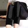 thumbnail image 1 of Leggings de terciopelo forrados para mujer, ropa exterior de otoño e invierno, pantalones brillantes, pantalones cálidos y ajustados gruesos, pantalones elásticos de talla grande para invierno, 1 of 4