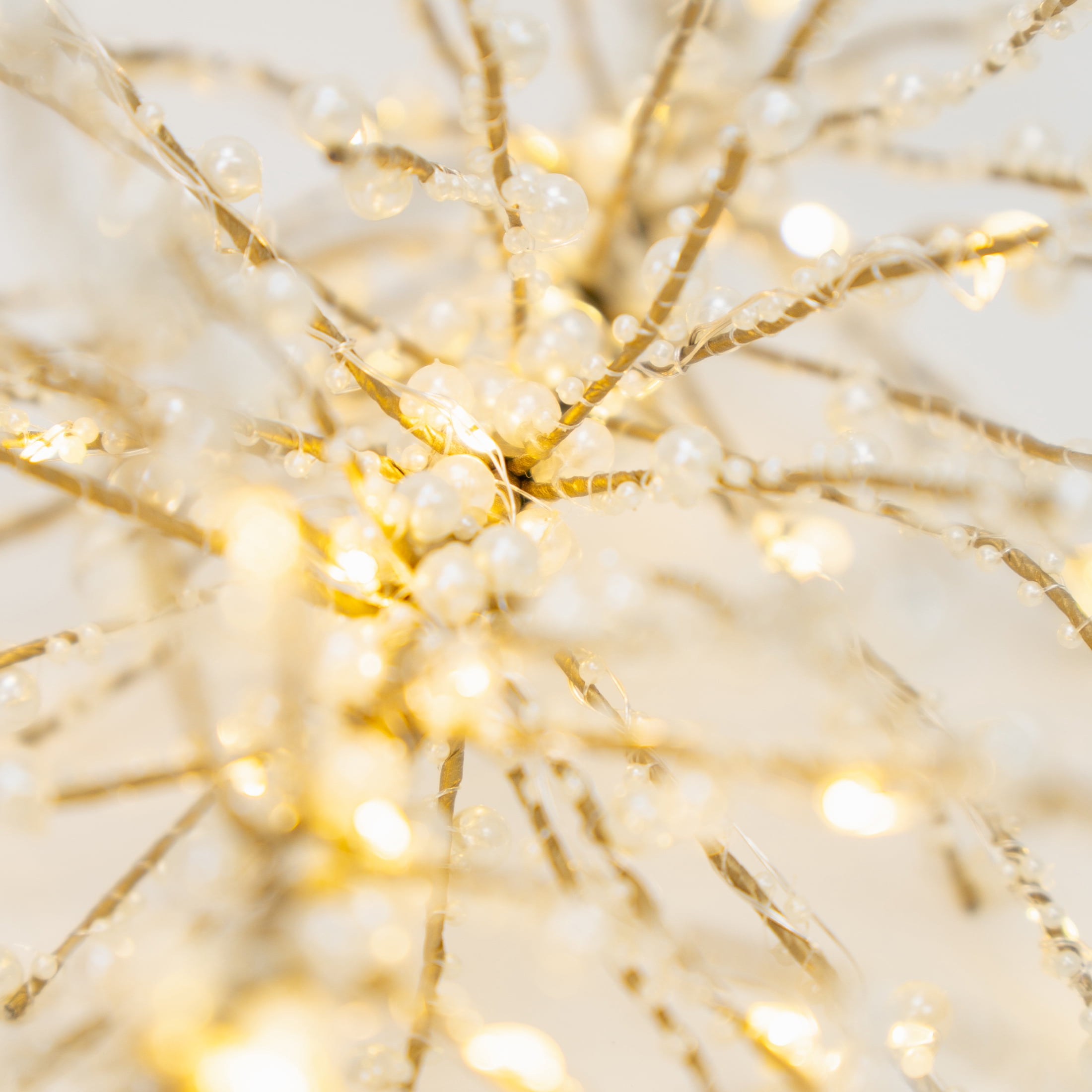 My Texas House Light-Up Beaded Tree Christmas Decoration, White and Gold, 18.5"
